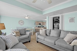 Smart-TV, DVD-Player, Bücher