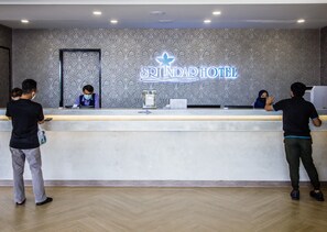 Reception - Sri Indar Hotel & Suites (Parit Buntar)