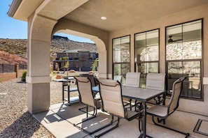 Townhome, 5 Bedrooms | Property grounds