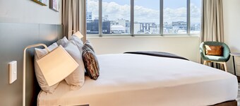 Sojourn Apartment Hotel - Ghuznee