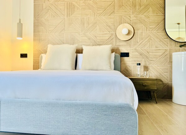 1 bedroom, iron/ironing board, travel cot, free WiFi