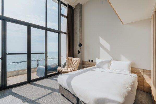 Signature Loft, Balcony, Ocean View