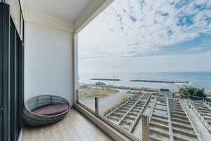 Family Quadruple Room | Balcony view