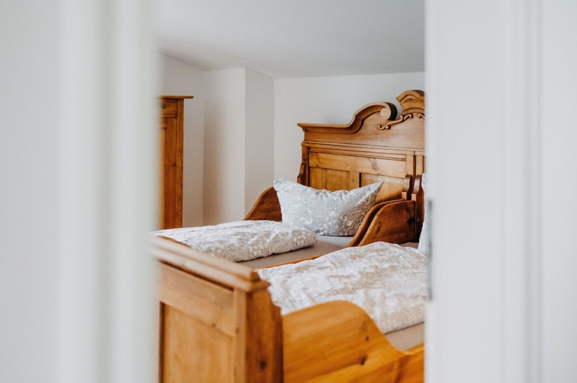 4 habitaciones, tabla de planchar con plancha y wifi gratis 