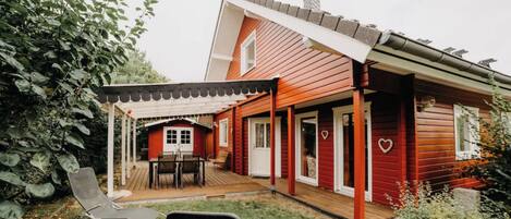 المنشأة من الخارج