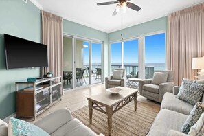 TV, offices - The Crescent 410 (Miramar Beach)