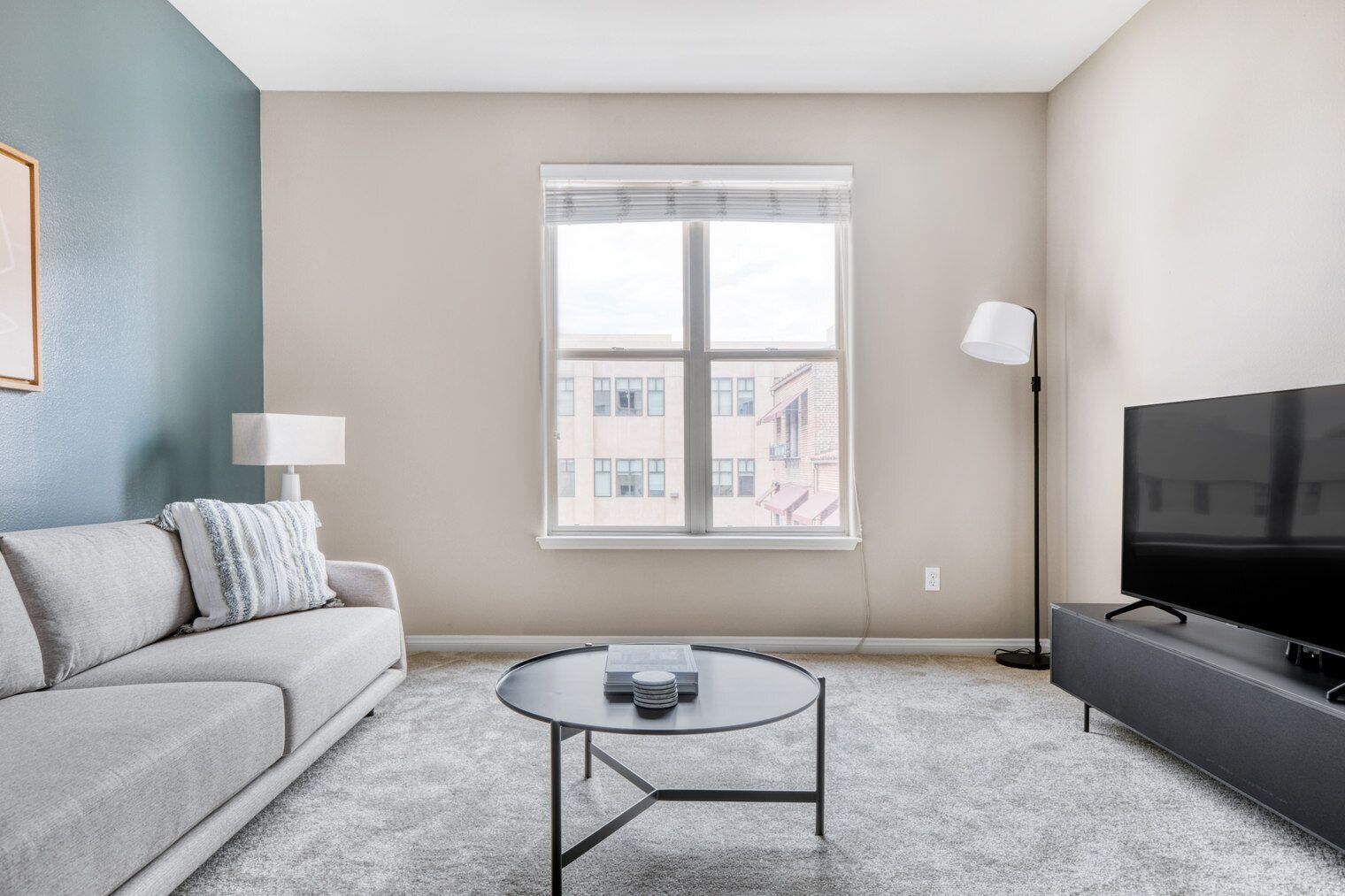 Elegant Pasadena 1BR w/ Gym & Pool, nr Colorado Ave, by Blueground