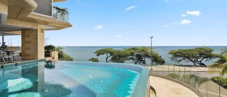 Alberca al aire libre