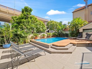 Alberca al aire libre 