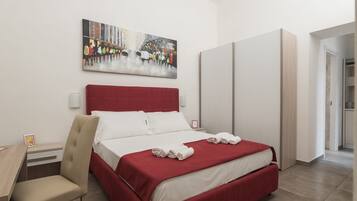 Quarto triplo luxo | Wi-Fi de cortesia, roupa de cama