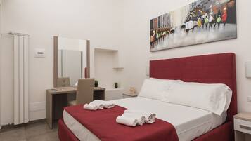 Quarto triplo luxo | Wi-Fi de cortesia, roupa de cama
