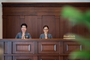 Reception - Bella Nara Hotel Chiang Mai (Chiang Mai)