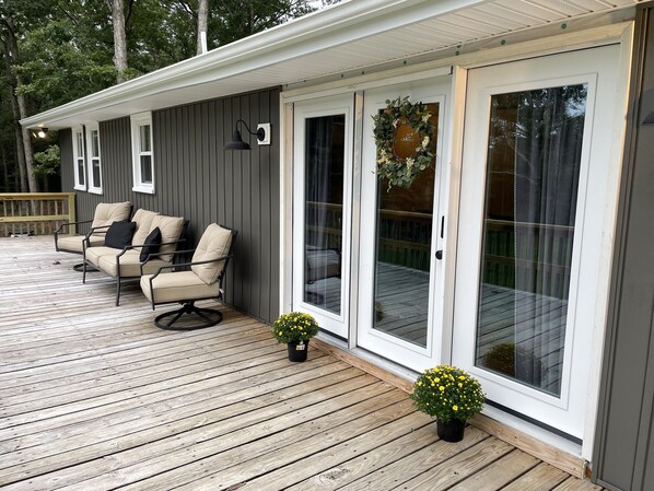 Terrace/patio - Deer Trail Cabin ~ Mtn views ~ Firepit ~ Hiking (Luray)