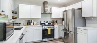 Home near Casino/NosCenter/Hospital/Glen Helen!