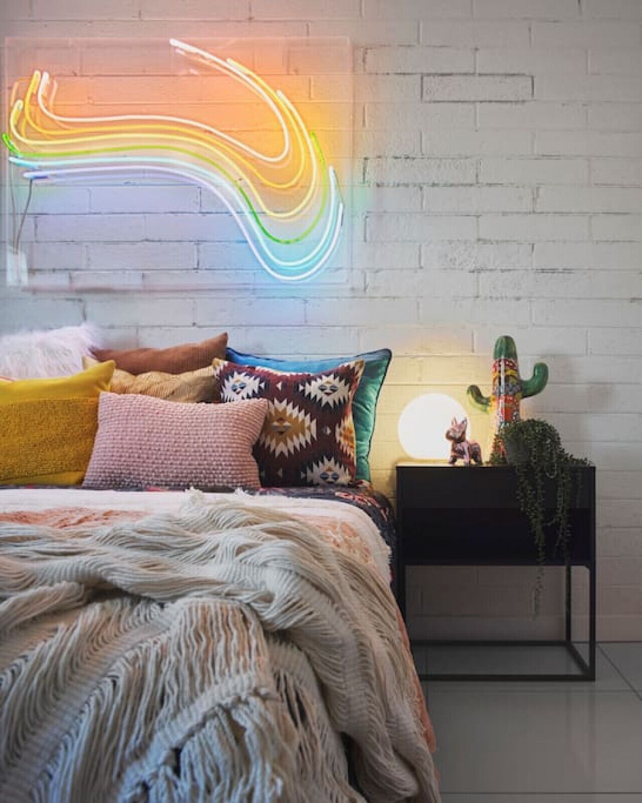 2 soverom, skrivebord, strykejern/-brett og wi-fi (inkludert)