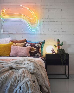 2 bedrooms, desk, iron/ironing board, free WiFi