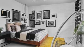 2 Schlafzimmer, Schreibtisch, Bügeleisen/Bügelbrett, kostenloses WLAN