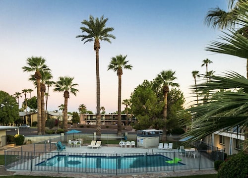 Chic Condo Minutes from Downtown Scottsdale