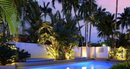 BeachLuxe @ Sunseeker, Sublime Tropical Apartment