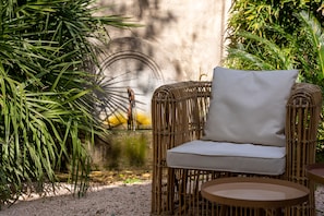 Exterior - Le Clos Violette D'Aglaé (L'Isle-sur-la-Sorgue)