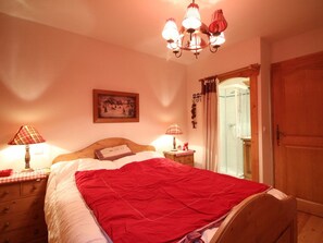 2 bedrooms - Cozy 3-Room Apartment for 6, Fully Equipped, Near Spa, Ski Bus Access (Les Carroz d'Arâches)
