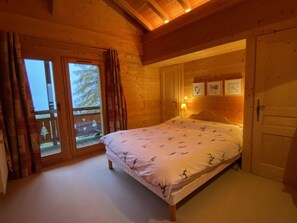 5 bedrooms, free WiFi