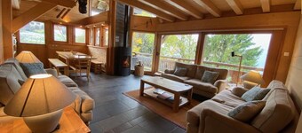 Cozy chalet for 12, 1km from slopes, 5 rooms, WiFi, fireplace, car shelter