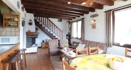 Cozy Chalet 6p, 2BR, Near Ski Lifts, Garage, South-West Terrace