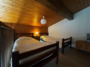 2 bedrooms, WiFi - Duplex for 6 on beginner slopes with parking - Les Carroz d'Arâches (Les Carroz d'Arâches)