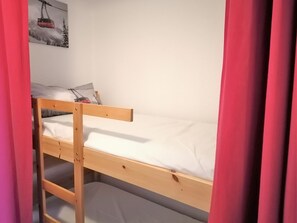 Room - Cozy studio in Morillon 4 pers, TV 150m from slopes (Morillon 1100)