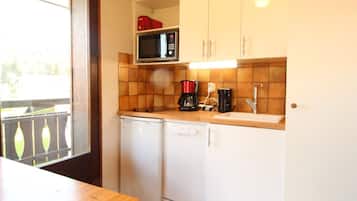 Micro-ondes, lave-vaisselle