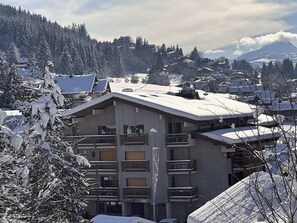 Exterior - "Cozy Studio for 4, Ski-In/Ski-Out, Mountain Views, Near Shops" (Les Carroz d'Arâches)