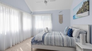4 chambres, fer et planche à repasser, accès au Wi-Fi (inclus)