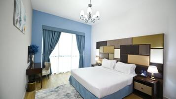 3 bedrooms, in-room safe, iron/ironing board, free WiFi