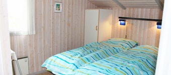 Schönes Ferienhaus in den Dünen für 6 Personen