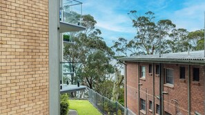 Property grounds - Thurlow Lodge, 7,6 Thurlow Avenue - Beautifully styled unit with WiFi, views and a pool (Nelson Bay)