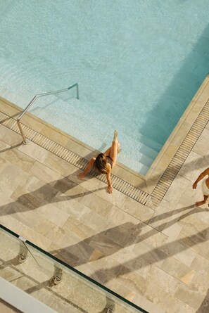 Piscina a l'aire lliure 