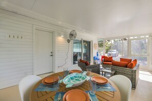 Dining - Turtle Tracks West | SUMMER SALE | Free Resort Access (Sanibel)