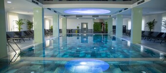 溫德姆華美達安可飯店 - 米迪亞特