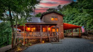 Cabin, 4 Bedrooms | Exterior