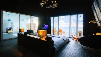 Odi Water Villa with Private Pool | 1 bedroom, hypo-allergenic bedding, down comforters, free minibar