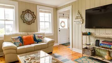 Een smart-tv en een open haard