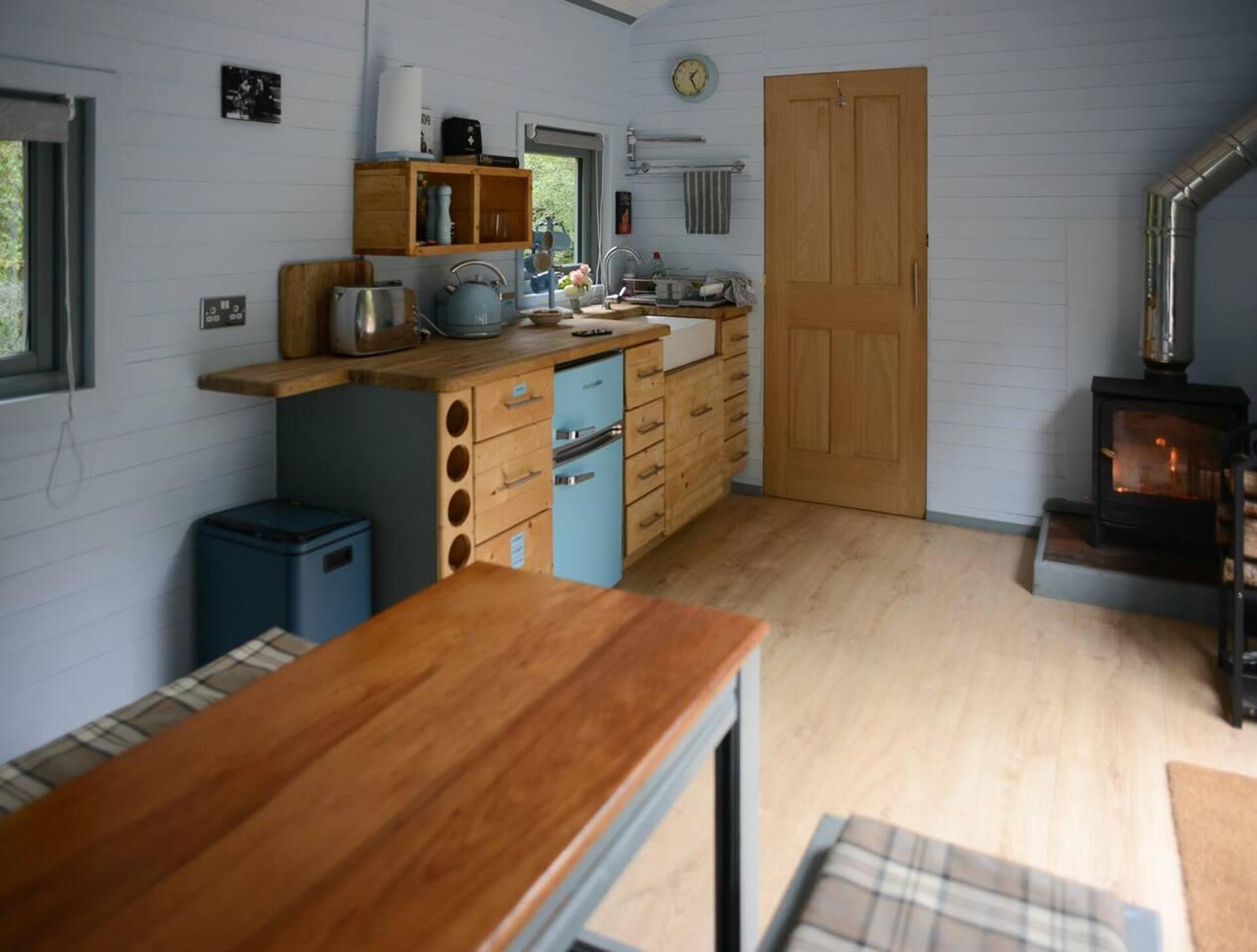 Cabin, 1 Queen Bed | Private kitchen | Fridge, stovetop, toaster