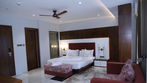 Studio Suite Royal