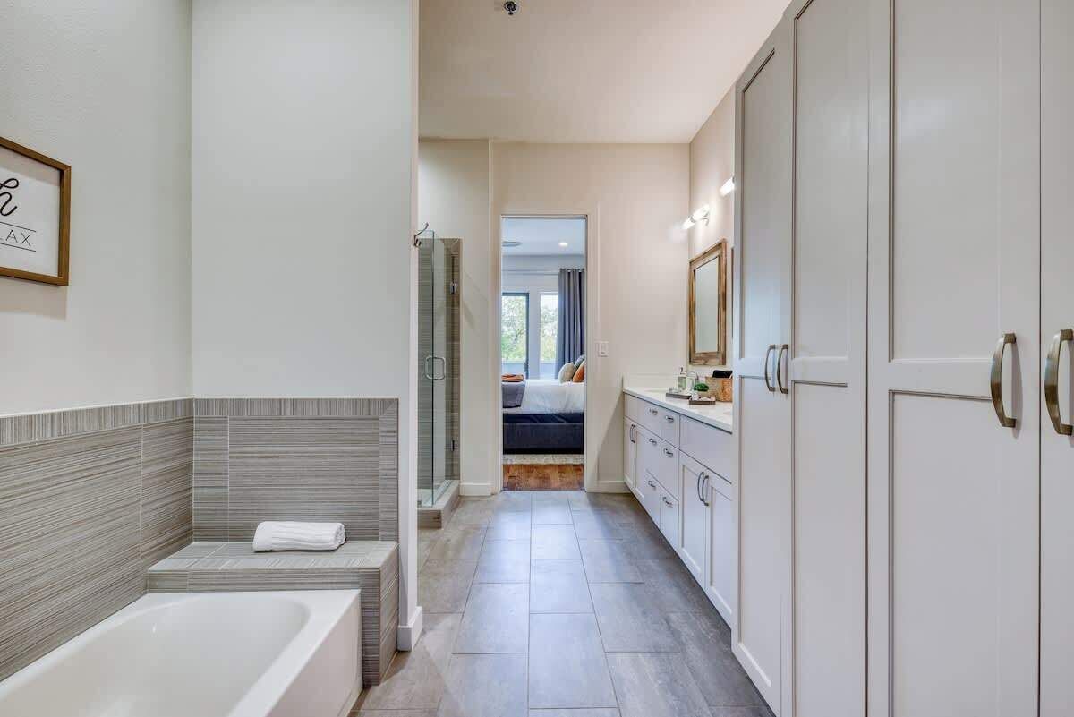 Bathtub, hair dryer, shampoo