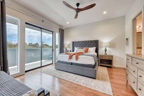 Luokittelematon kuva, 2 kautta 43, painike