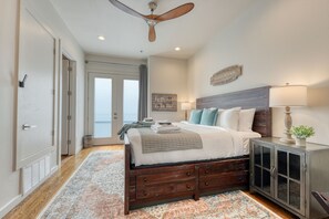 8 Schlafzimmer, Bügeleisen/Bügelbrett, Reisekinderbett, kostenloses WLAN