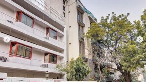 Front of property - Hotel Badal Inn (New Delhi)