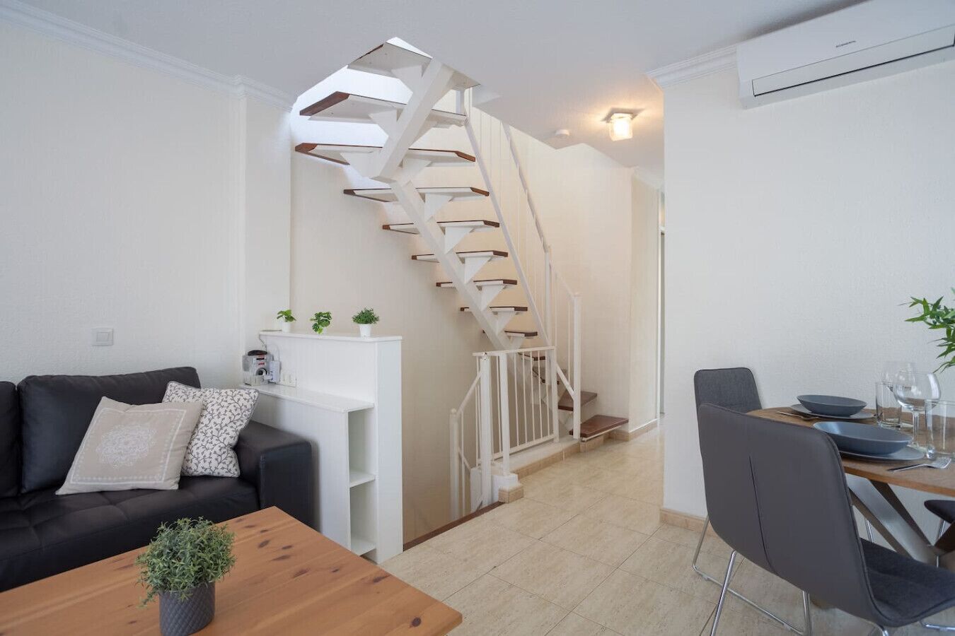 Una televisión, videojuegos