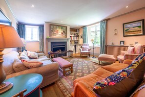 TV, fireplace - School House, Burnham Thorpe, Norfolk (Burnham Thorpe)